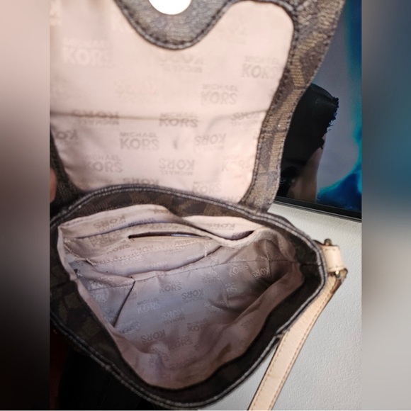 Michael Kors Dark Brown Crossbody Bag - Picture 7 of 7